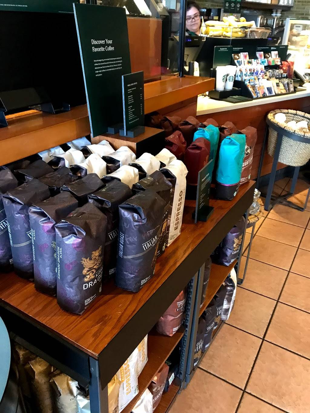 Starbucks | cafe | 5103 W Goshen Ave, Visalia, CA 93291, USA | 5597397659 OR +1 559-739-7659