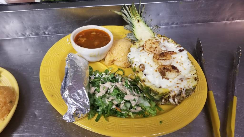 La Chilanga bar and Grill | restaurant | 3229 Williams Blvd, Kenner, LA 70065, USA | 5044702056 OR +1 504-470-2056