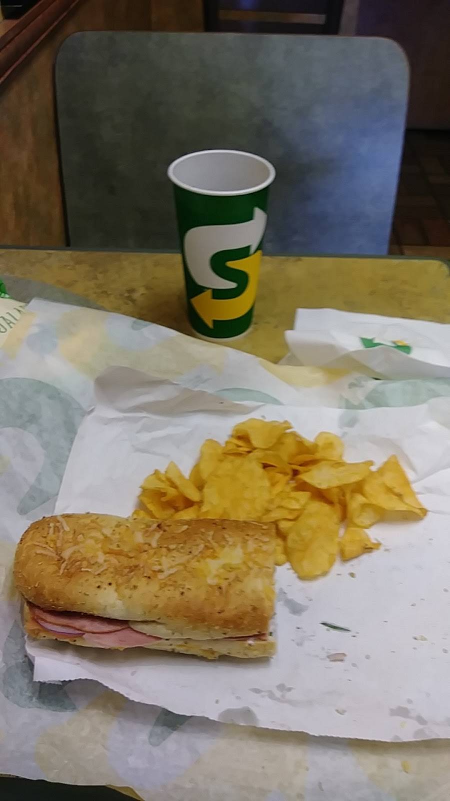 Subway | restaurant | 2113 N Decatur Rd, Decatur, GA 30033, USA | 4042489764 OR +1 404-248-9764