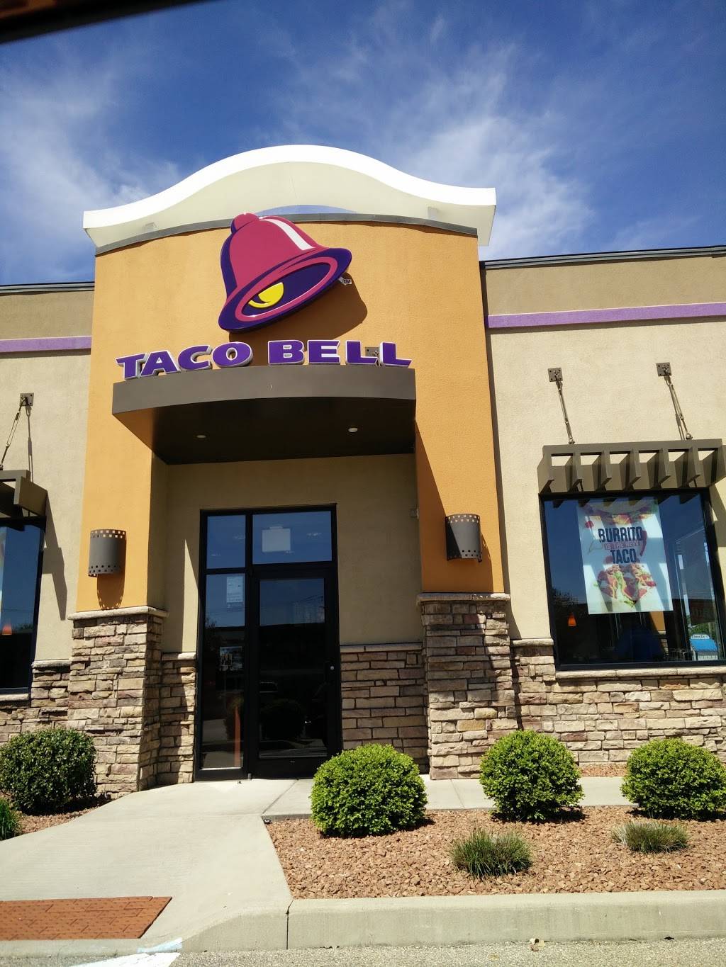Taco Bell | meal takeaway | 1420 W Main St, Troy, OH 45373, USA | 9373397829 OR +1 937-339-7829