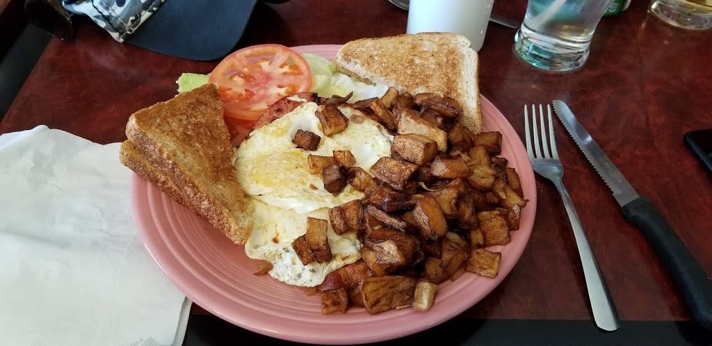 Grille De Ville Restaurant | meal delivery | 4509 Ste-Catherine St, Saint Isidore, ON K0C 2B0, Canada | 6135243179 OR +1 613-524-3179