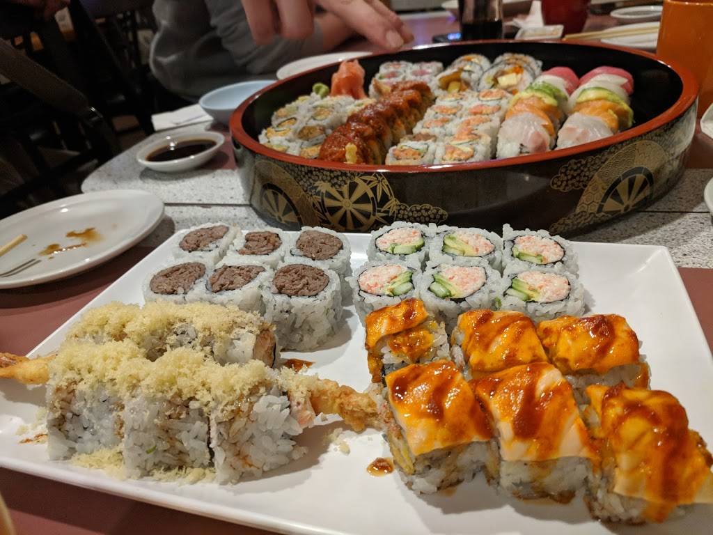 Kazoku Sushi | restaurant | 30 W Square Lake Rd, Troy, MI 48098, USA | 2488280090 OR +1 248-828-0090