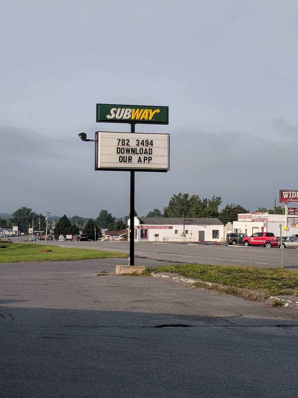 Subway | restaurant | 19116 US-11, Watertown, NY 13601, USA | 3157823494 OR +1 315-782-3494
