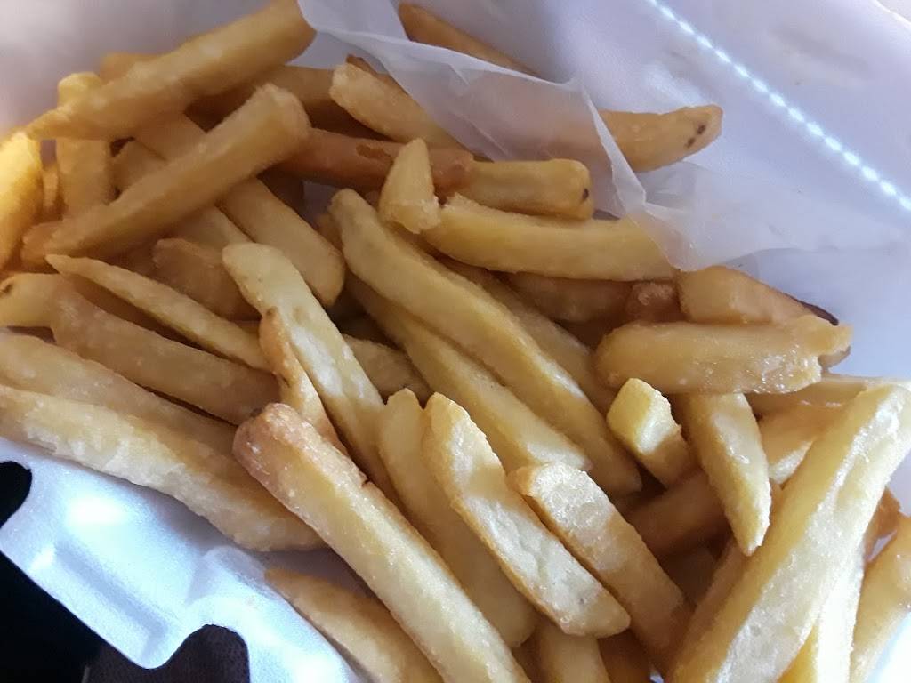 Nathans Famous | restaurant | 1500 Garrett Rd, Upper Darby, PA 19082, USA | 6106267717 OR +1 610-626-7717