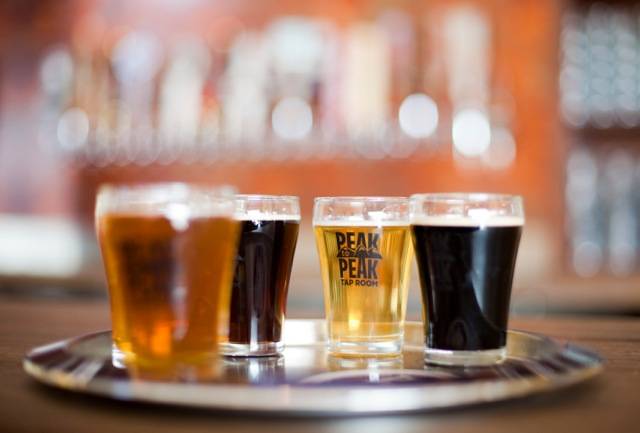 Peak To Peak Tap & Brew | restaurant | 16701 E Iliff Ave, Aurora, CO 80013, USA | 7204468714 OR +1 720-446-8714