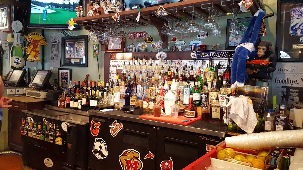 Brass Monkey | restaurant | 709 Gulf Way #200, St Pete Beach, FL 33706, USA | 7273677620 OR +1 727-367-7620