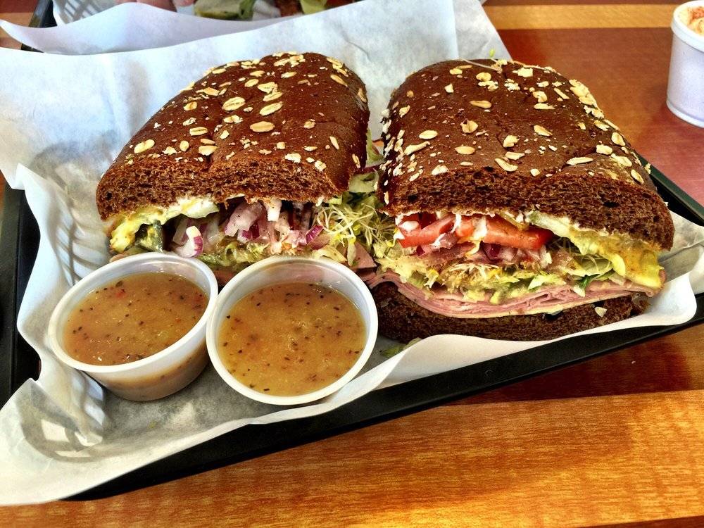 Submarina California Subs | meal takeaway | 26517 Carl Boyer Dr, Santa Clarita, CA 91350, USA | 6612594782 OR +1 661-259-4782