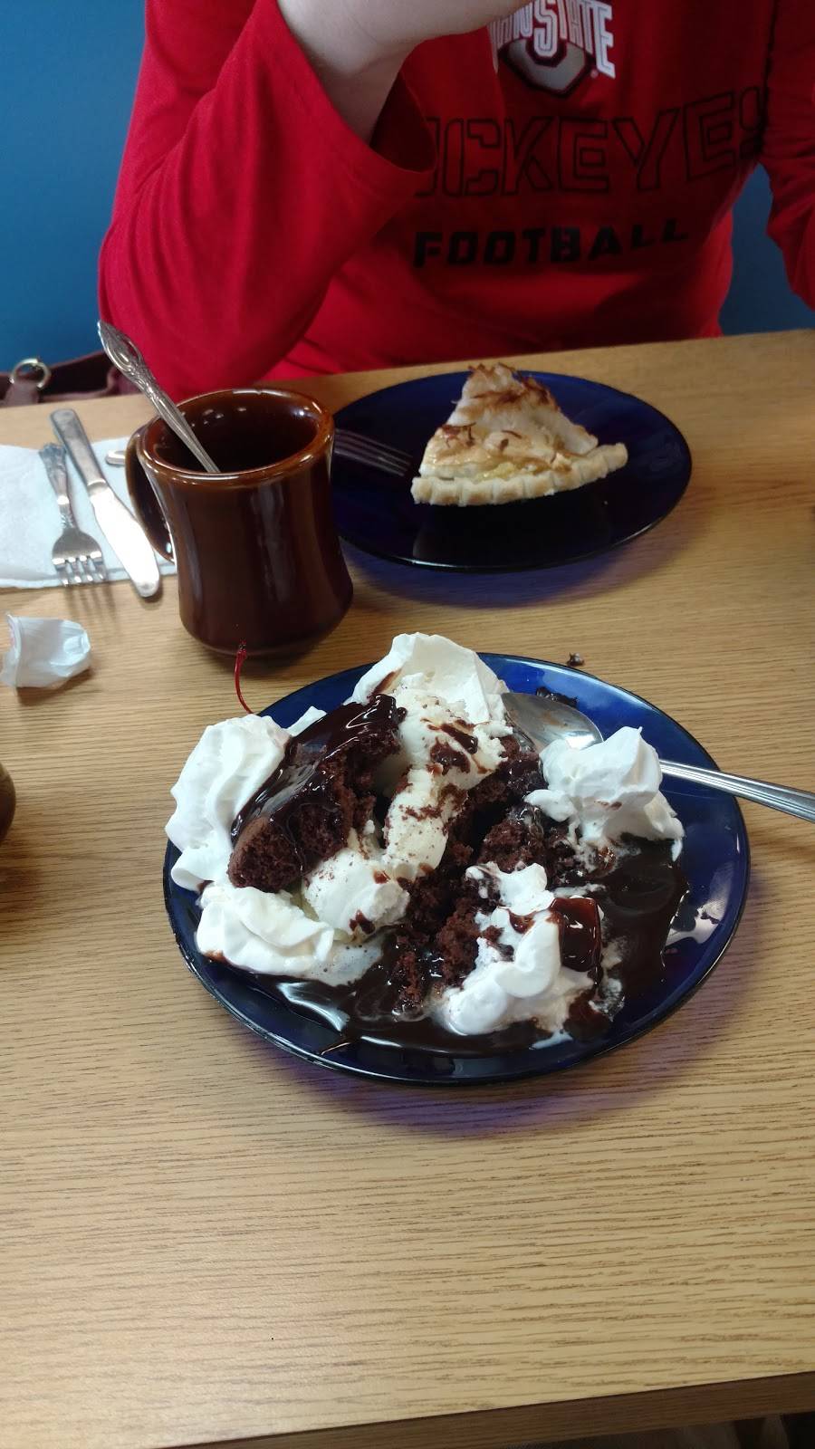 Crofton Cafe | restaurant | 107 S Madisonville St, Crofton, KY 42217, USA | 2706605001 OR +1 270-660-5001