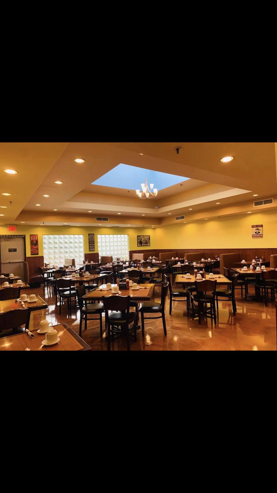 Garden Berry Cafe | restaurant | 340 W Half Day Rd, Buffalo Grove, IL 60089, USA | 8473836467 OR +1 847-383-6467