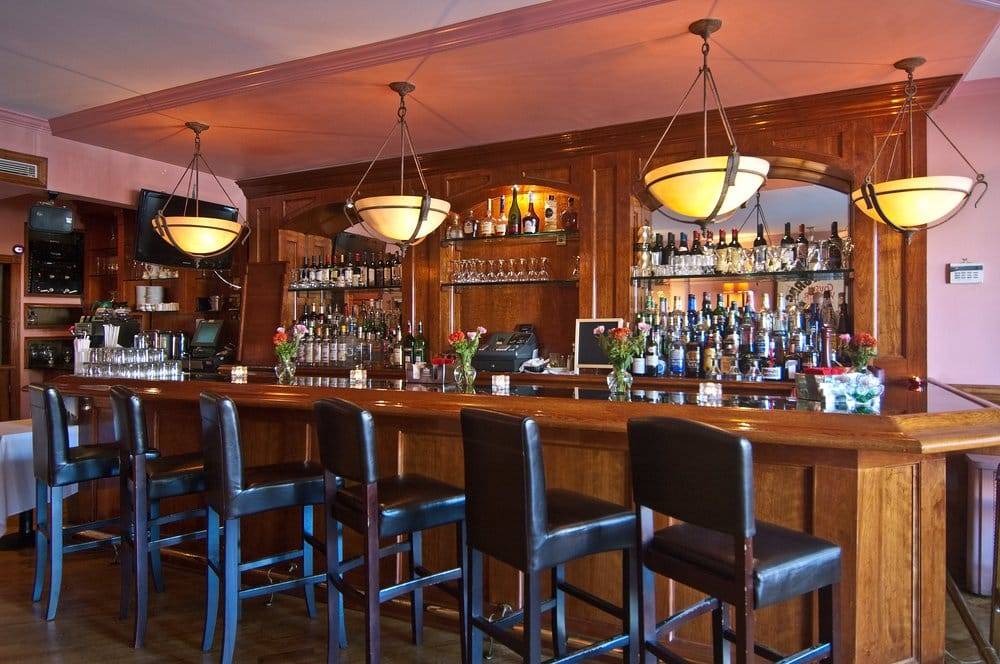 Crabtrees | restaurant | 226 Jericho Turnpike, Floral Park, NY 11001, USA | 5163267769 OR +1 516-326-7769