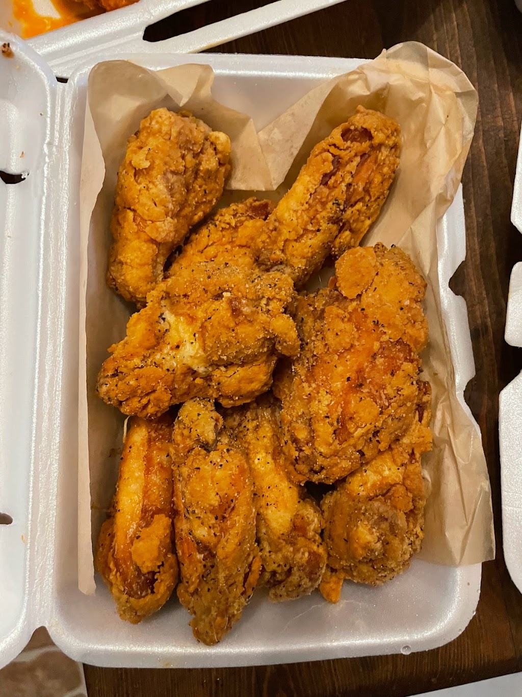 Hoots Wings | restaurant | 2951 S Buckner Blvd suite 300, Dallas, TX 75227, USA | 9725980994 OR +1 972-598-0994