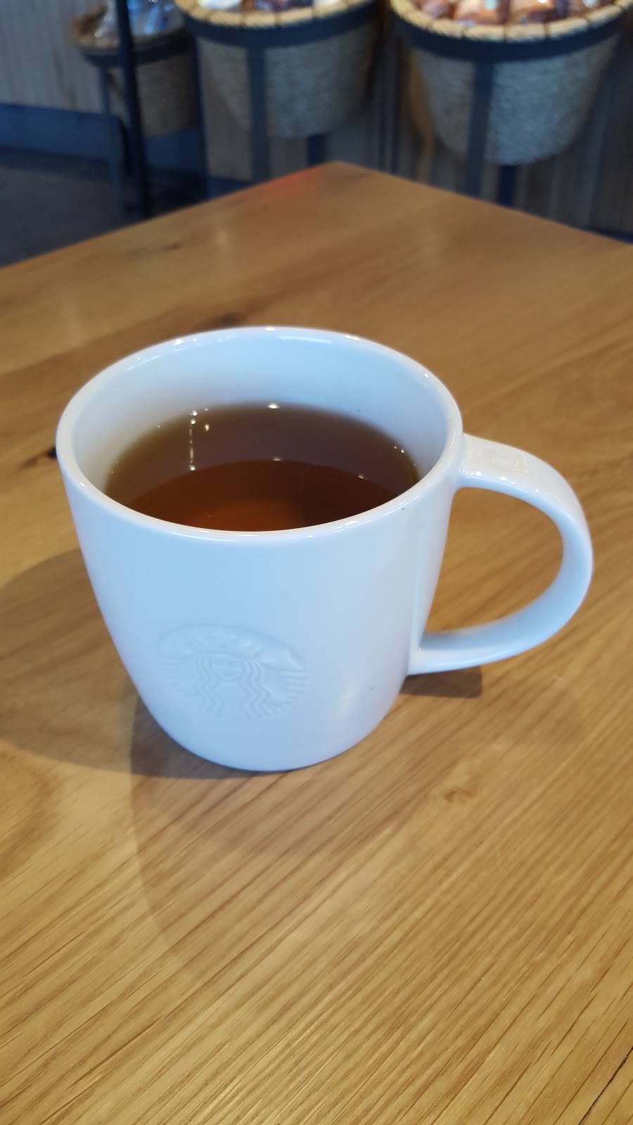 Starbucks | cafe | 383 W Brown Deer Rd, Fox Point, WI 53217, USA | 4145406933 OR +1 414-540-6933