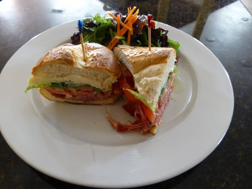 Chef Patricks | restaurant | 16337 Main St, Guerneville, CA 95446, USA | 7078699161 OR +1 707-869-9161