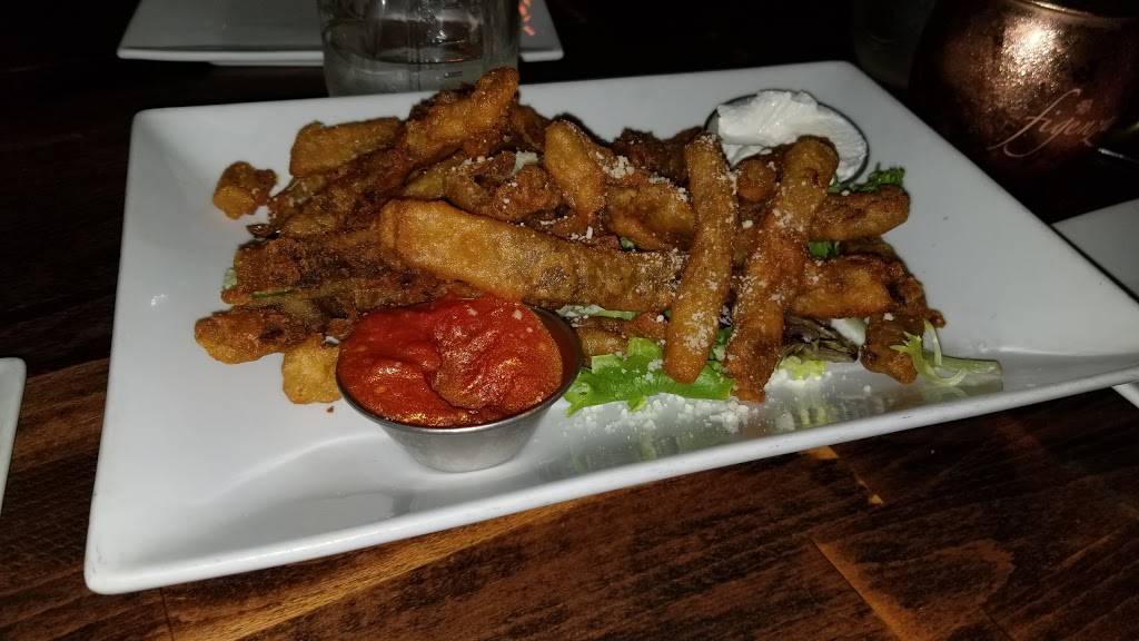 Figs Wood Fired Bistro | restaurant | 105 Church Hill Rd, Sandy Hook, CT 06482, USA | 2034265503 OR +1 203-426-5503