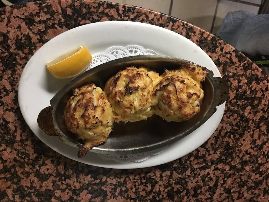 Perrys Restaurant | restaurant | 1210 Annapolis Rd, Odenton, MD 21113, USA | 4106744000 OR +1 410-674-4000