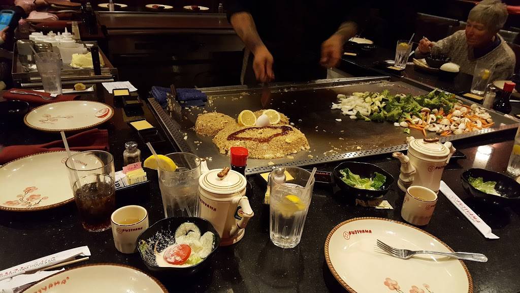 Fujiyama Japanese Steakhouse | restaurant | 9989 Silverdale Way NW #109, Silverdale, WA 98383, USA | 3606925888 OR +1 360-692-5888