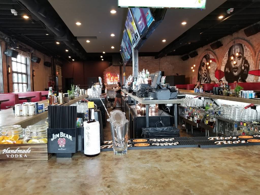 Off The Cuff | restaurant | 2901 Elm St, Dallas, TX 75226, USA | 4692370918 OR +1 469-237-0918