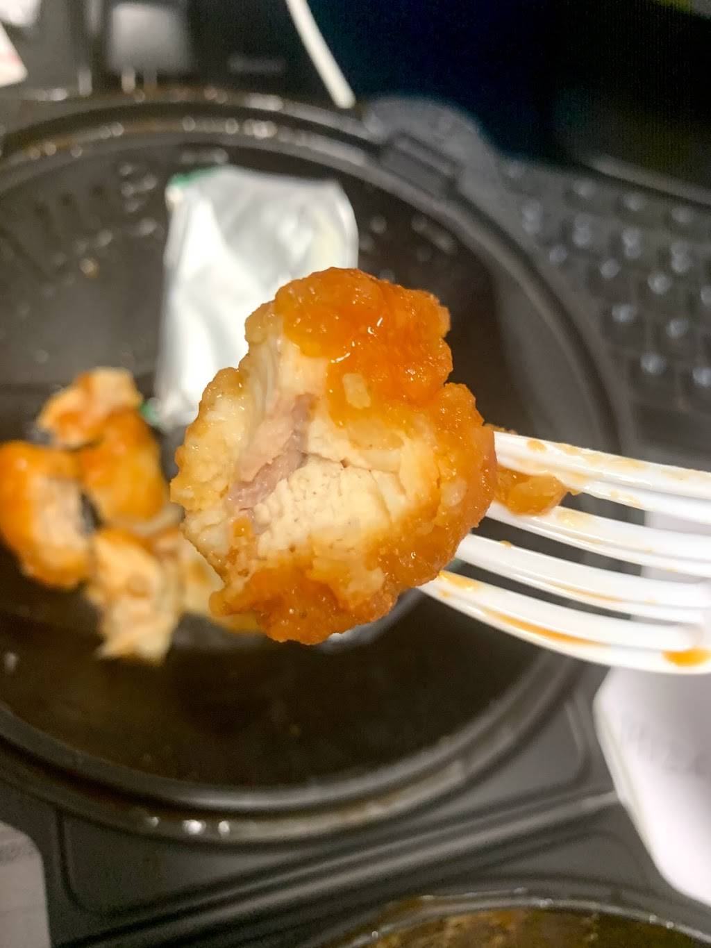 Pizza Hut | meal takeaway | 4212 Douglas Ave, Des Moines, IA 50310, USA | 5152556000 OR +1 515-255-6000