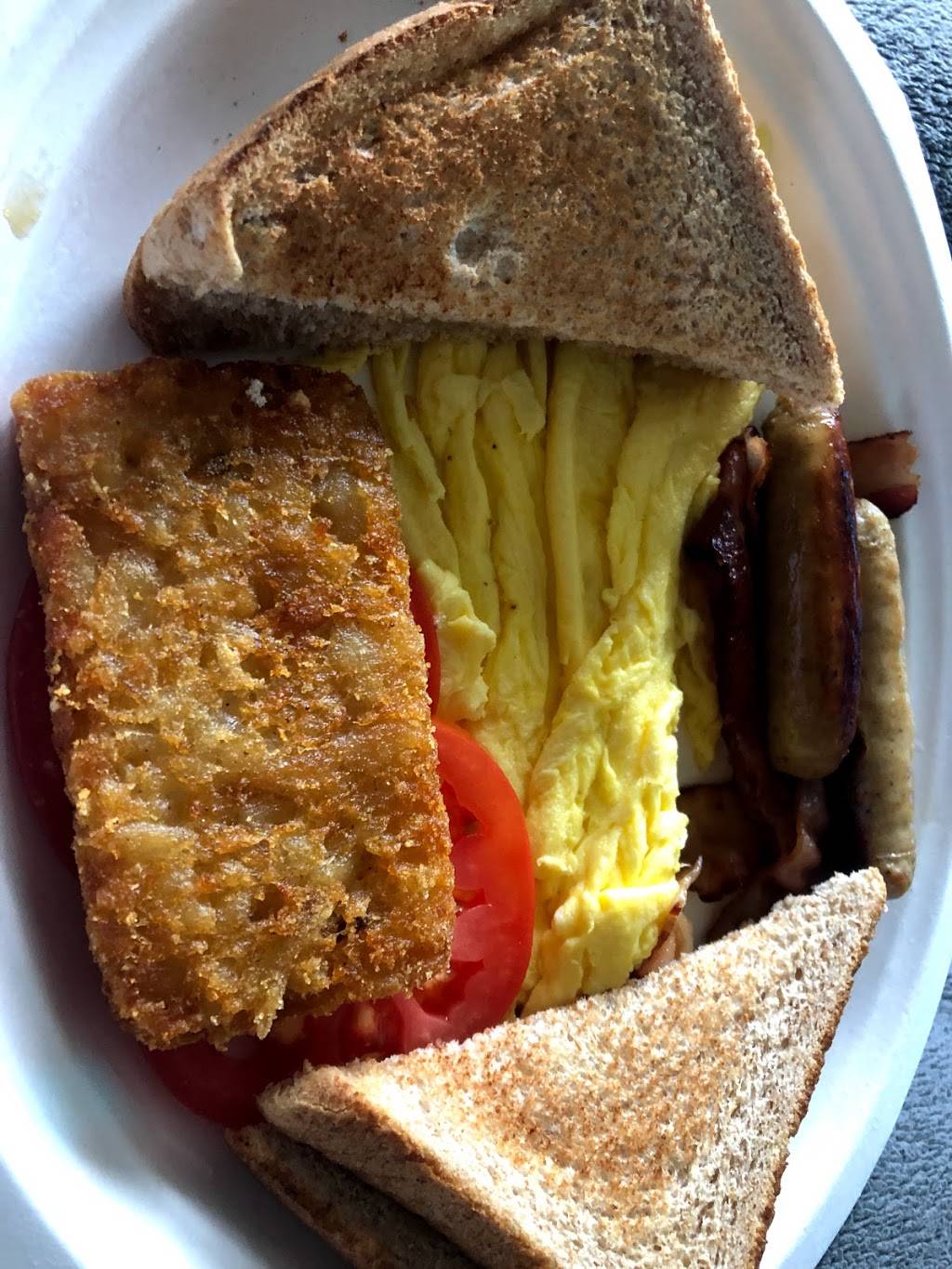 A&W Canada | restaurant | 45 Overlea Blvd, Town Centre, Toronto, ON M4H 1C3, Canada | 6477480036 OR +1 647-748-0036