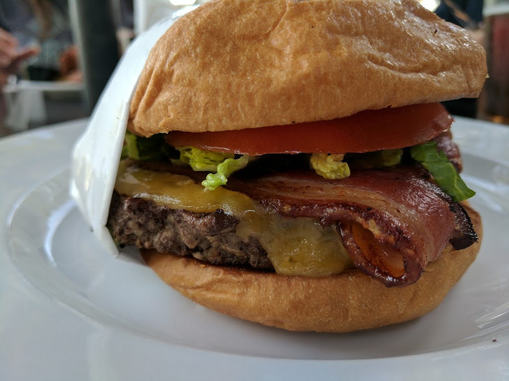 Lakeside Grill at Tapps Island | restaurant | 20818 Island Pkwy E, Lake Tapps, WA 98391, USA | 2538626641 OR +1 253-862-6641