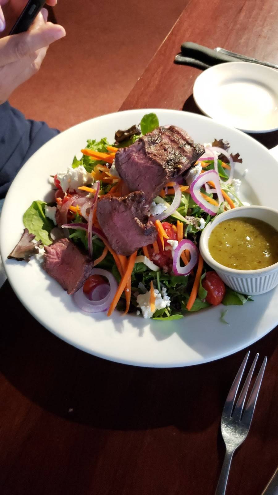 Guytannos International Restaurant | restaurant | 62 Franklin St, Westerly, RI 02891, USA | 4013486221 OR +1 401-348-6221