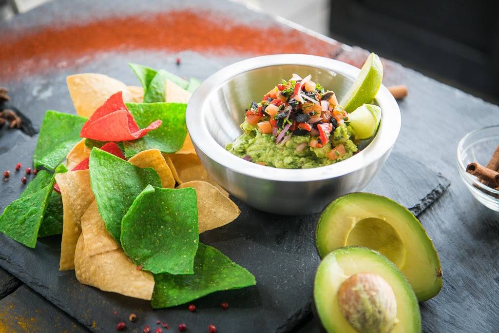 Casa Restaurant & Lounge | restaurant | 3607 E Tremont Ave, Bronx, NY 10465, USA | 7187922272 OR +1 718-792-2272