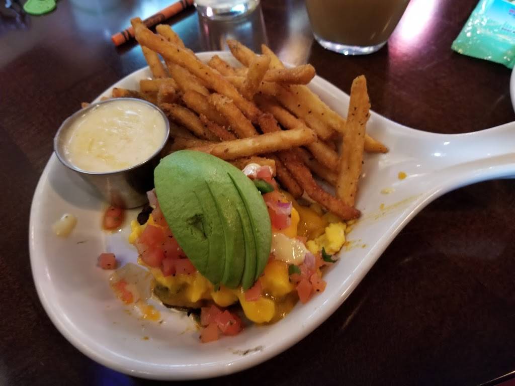 HopCat | restaurant | 2183 E Beltline Ave NE, Grand Rapids, MI 49525, USA | 6163690600 OR +1 616-369-0600