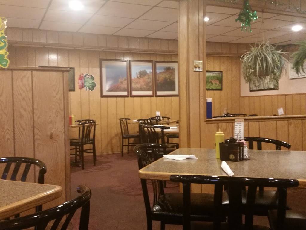 Stivers Restaurant | meal takeaway | 11 S Fletcher Rd, Chelsea, MI 48118, USA | 7344753610 OR +1 734-475-3610