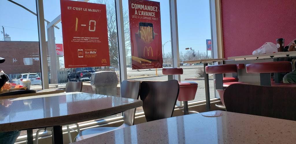 McDonalds | cafe | 899 Boulevard de Périgny, Chambly, QC J3L 4Y2, Canada | 4506585775 OR +1 450-658-5775