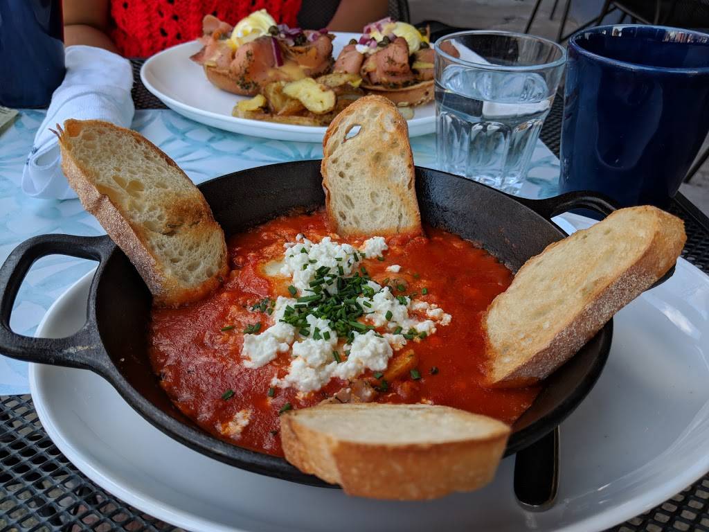 Tyber Creek Wine Bar & Kitchen | restaurant | 84 T St NW, Washington, DC 20001, USA | 2028273664 OR +1 202-827-3664