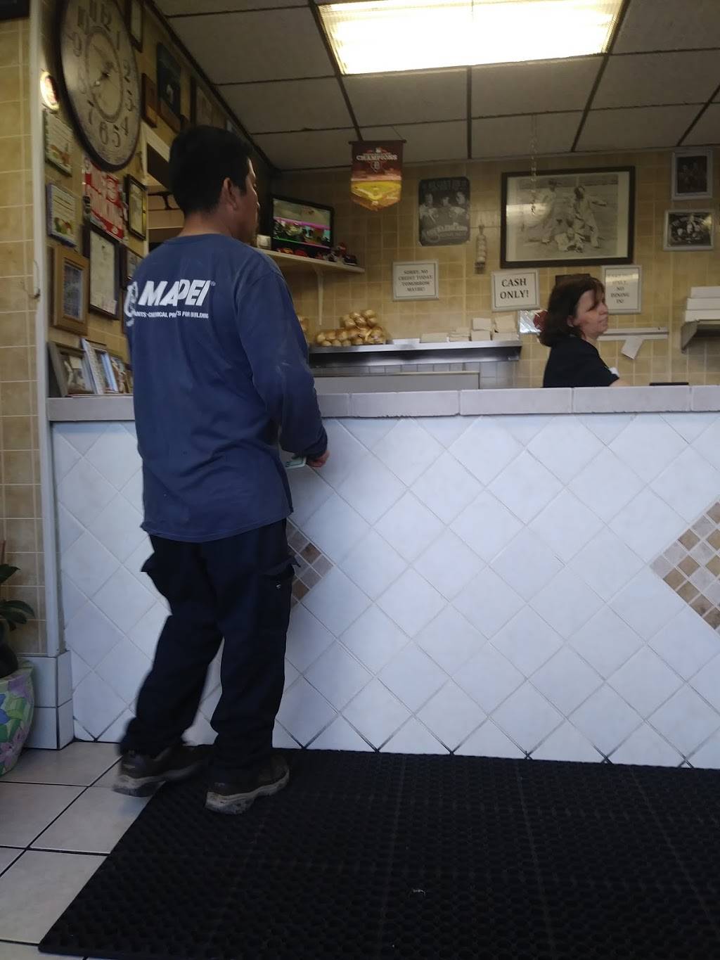 Papas Pizza & Subs | restaurant | 7801 Michigan Ave, Detroit, MI 48210, USA | 3135846684 OR +1 313-584-6684