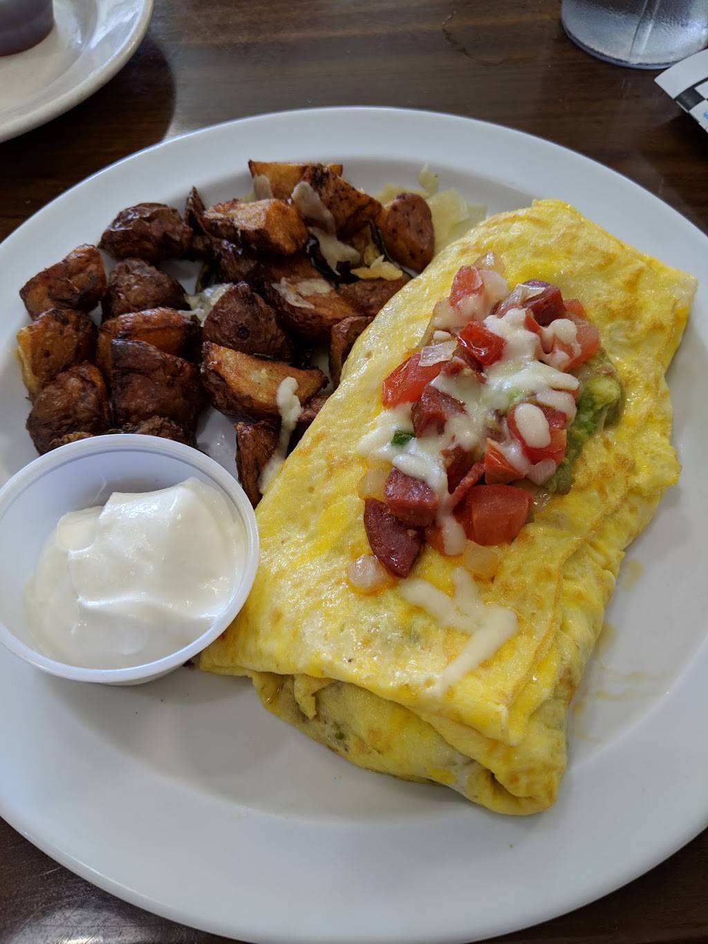 Daybreak Diner | restaurant | 3335 Curry Ford Rd, Orlando, FL 32806, USA | 4078988338 OR +1 407-898-8338