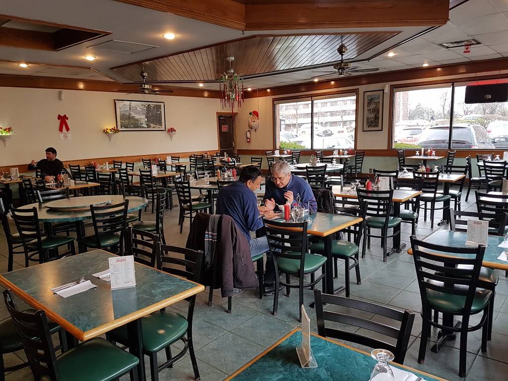 China Palace | restaurant | 3530 Derry Rd E, Mississauga, ON L4T 4E3, Canada | 9054051118 OR +1 905-405-1118