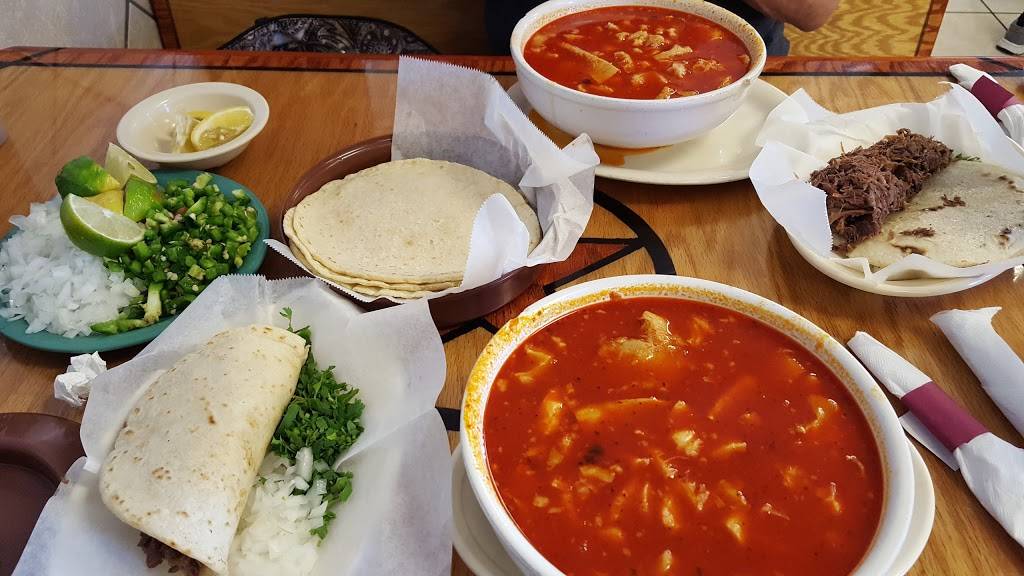 Taqueria La Perla de Jalisco | restaurant | 2255 SE Military Dr, San Antonio, TX 78223, USA | 2105325550 OR +1 210-532-5550