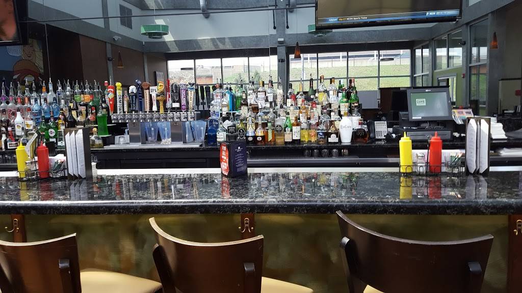 Luxe Burger Bar | restaurant | 1200 W Columbus Ave, Springfield, MA 01105, USA | 4137855893 OR +1 413-785-5893