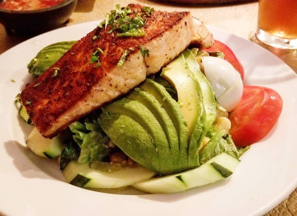 El Paraiso Restaurant | restaurant | 6515 New Hampshire Ave, Chillum, MD 20912, USA | 3012701190 OR +1 301-270-1190