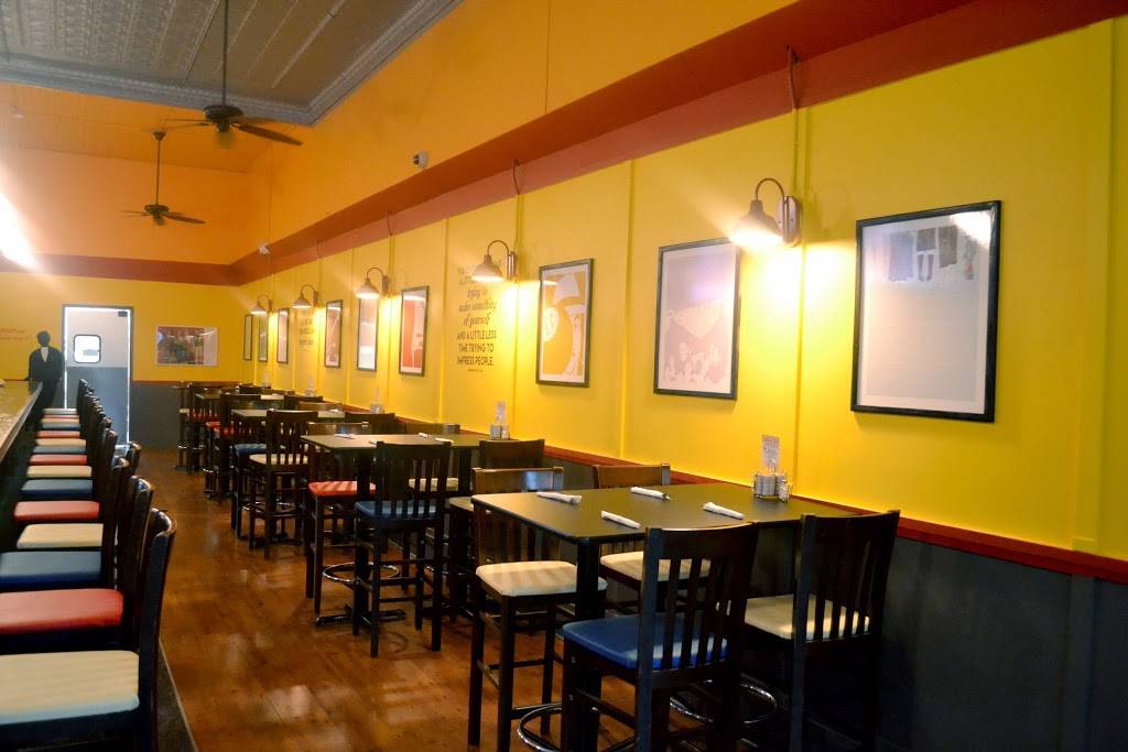 The Breakfast Club & Pub | restaurant | 214 Main St, La Crosse, WI 54601, USA | 6087820050 OR +1 608-782-0050