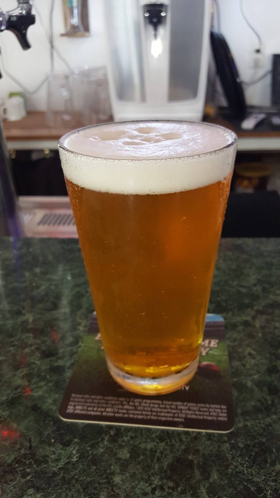 Izzys Burgers & BBQ | restaurant | 13915 S Park Dr, Magalia, CA 95954, USA | 5304139709 OR +1 530-413-9709