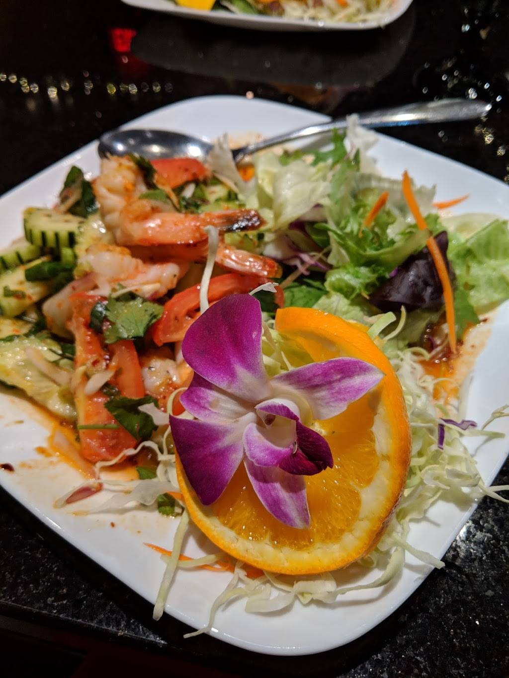 Folsom Thai Cuisine | restaurant | 2371 Iron Point Rd #100, Folsom, CA 95630, USA | 9169839000 OR +1 916-983-9000