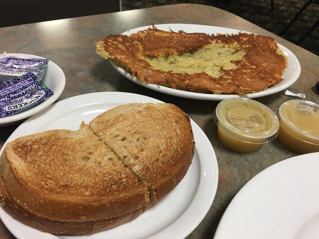 Two Brothers Family Dining | restaurant | 46271 Van Dyke Ave, Shelby Charter Twp, MI 48317, USA | 5862541160 OR +1 586-254-1160