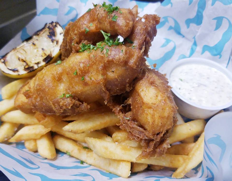 Doxie Slush | restaurant | 222 E 1st St, Hermann, MO 65041, USA | 5734863298 OR +1 573-486-3298