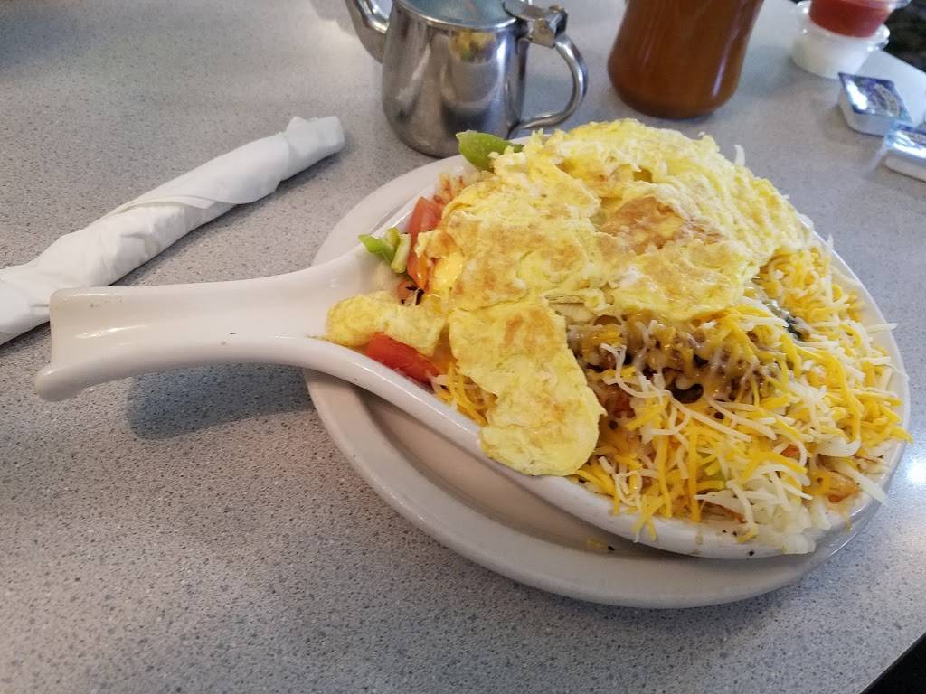 City Limits Family Restaurant | restaurant | 906 S Main St, Maquoketa, IA 52060, USA | 5636529709 OR +1 563-652-9709