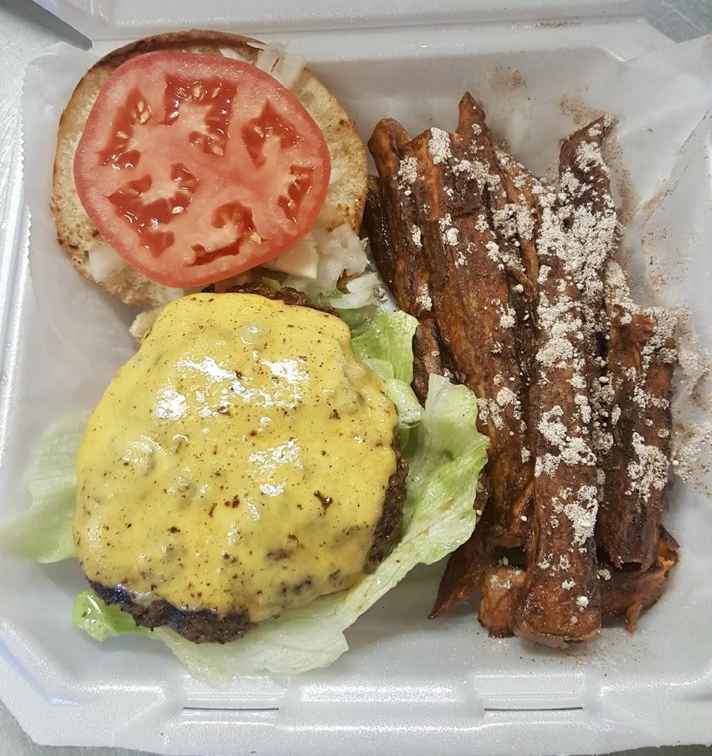 De-Onnas Restaurant | meal takeaway | 16 S Main St, Hubbard, OH 44425, USA | 3305344762 OR +1 330-534-4762