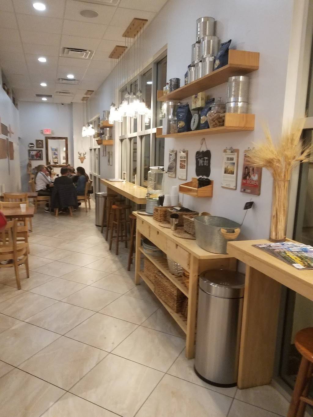 Focaccia | Italian Eatery | restaurant | 85 Cypress Point Pkwy #1, Palm Coast, FL 32164, USA | 3862835617 OR +1 386-283-5617