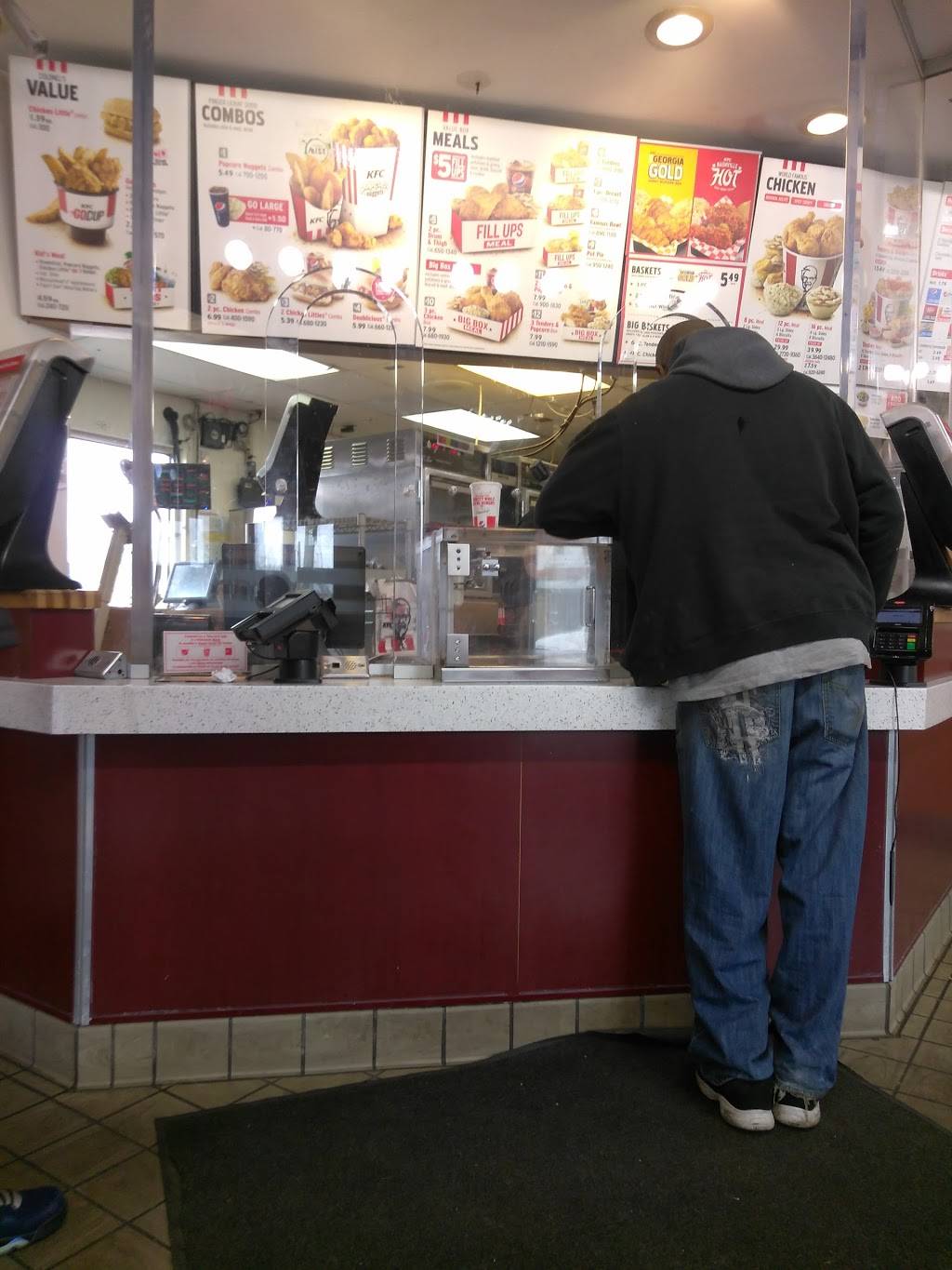 KFC | restaurant | 9848 Livernois, Detroit, MI 48204, USA | 3139350422 OR +1 313-935-0422