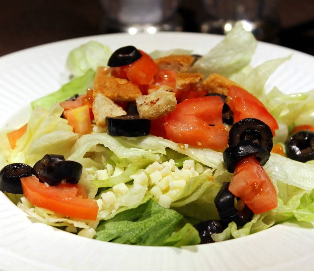 Ianazones Homemade Pizza | restaurant | 7271 West Blvd, Boardman, OH 44512, USA | 3307299600 OR +1 330-729-9600