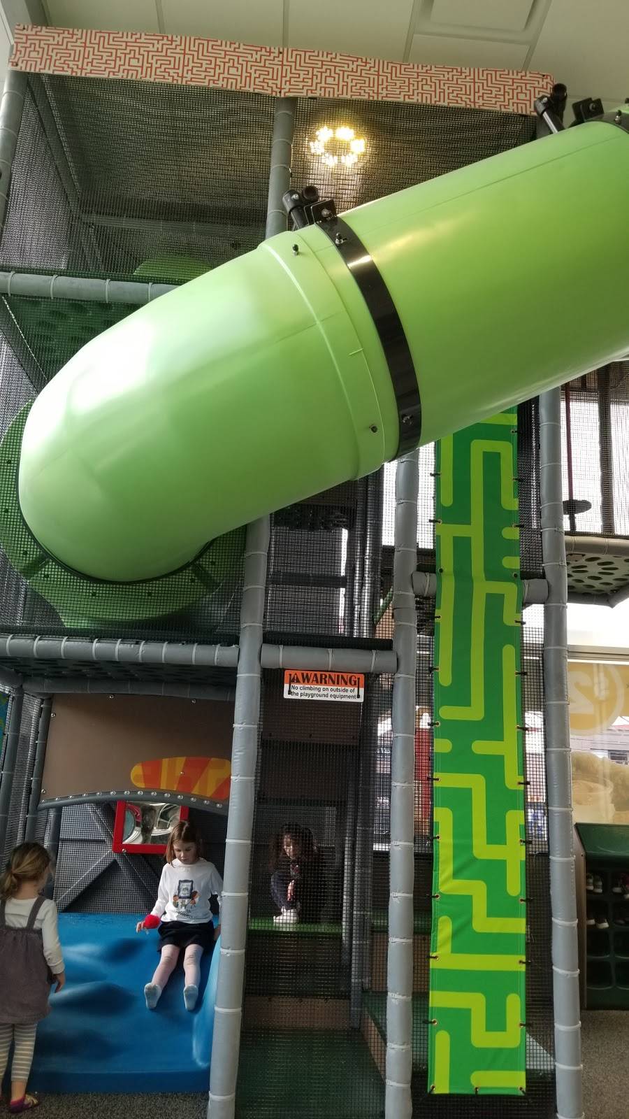 McDonalds | cafe | 4114 Hillsboro Rd, Nashville, TN 37215, USA | 6153853313 OR +1 615-385-3313