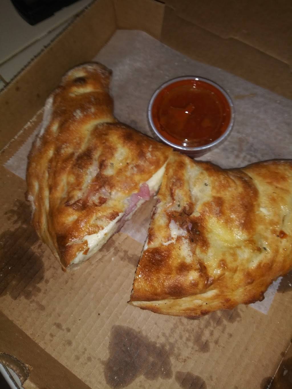 Tonys Pizza | restaurant | 533 Central Ave, St. Petersburg, FL 33701, USA | 7278964444 OR +1 727-896-4444