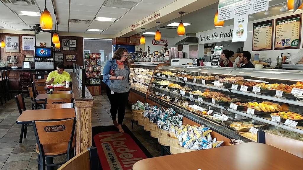 Nardellis Grinder Shoppe | meal takeaway | 896 E Main St, Meriden, CT 06450, USA | 2032351110 OR +1 203-235-1110