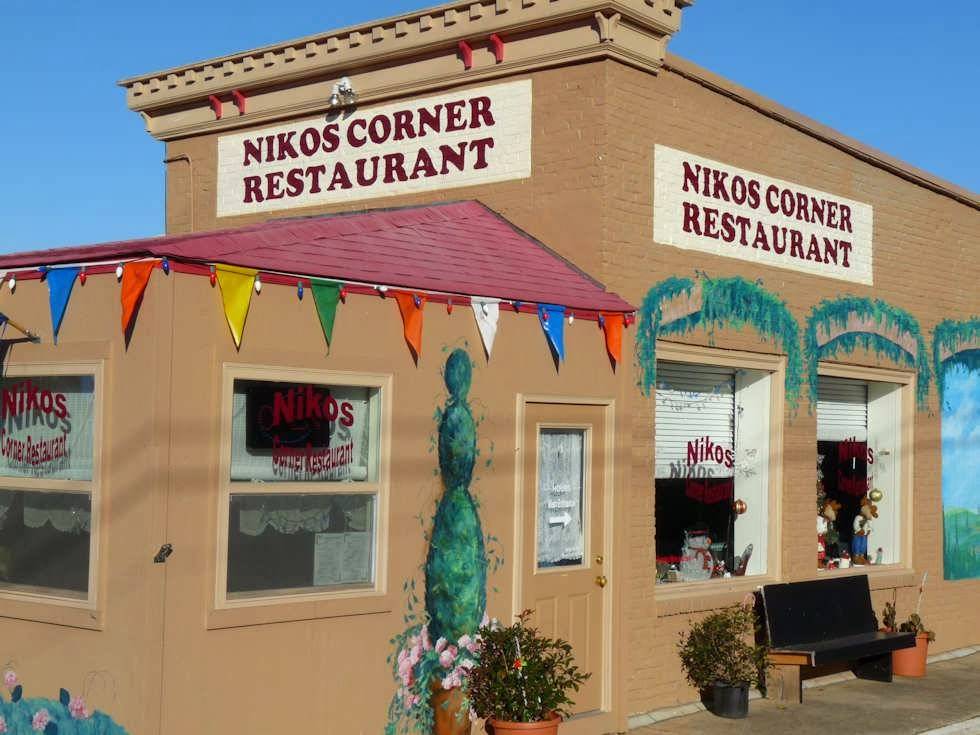 Nikos Restaurant | restaurant | 26 Main St, Grantville, GA 30220, USA | 6785826041 OR +1 678-582-6041
